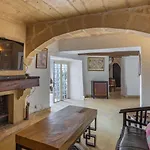 Chapel 5 Boutique Naxxar