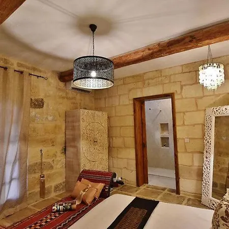 Chapel 5 Boutique 4*
