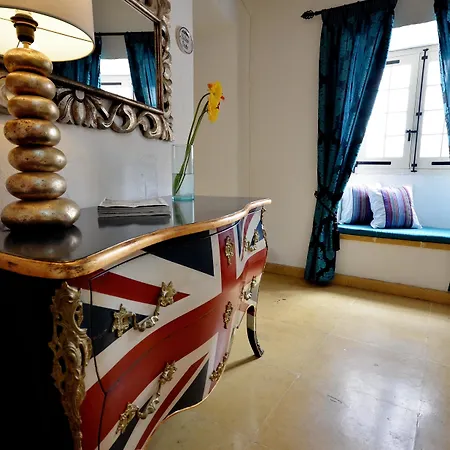 Chapel 5 Boutique Nocleg ze śniadaniem
