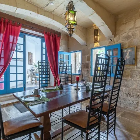 Nocleg ze śniadaniem Chapel 5 Boutique 4*