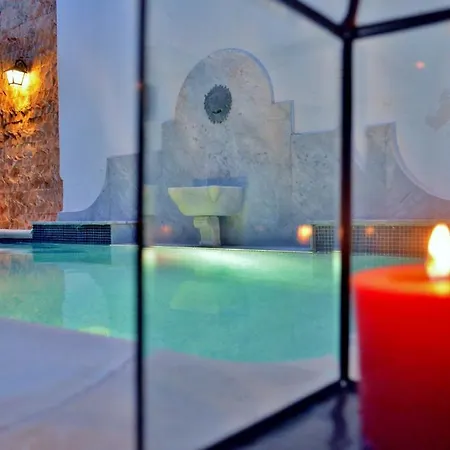 Chapel 5 Boutique Bed & Breakfast 2*