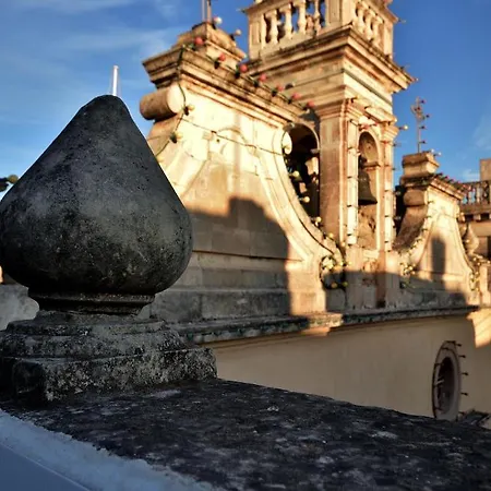 Chapel 5 Boutique Bed & Breakfast 4*