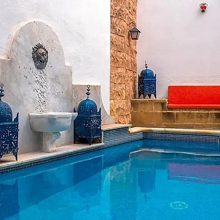 Chapel 5 Boutique 4*