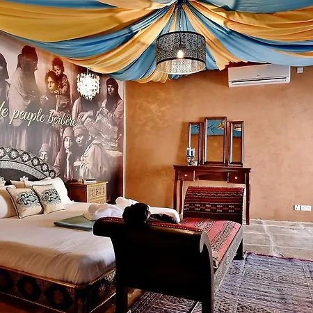 Chapel 5 Boutique Naxxar