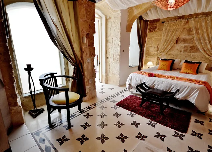 Chapel 5 Boutique ناسار